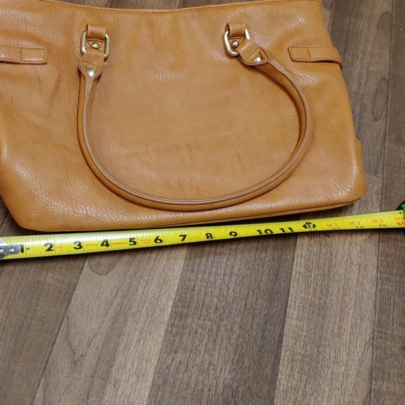 COPY - Charming Charlie Satchel bag tan zip closure - Picture 8 of 10